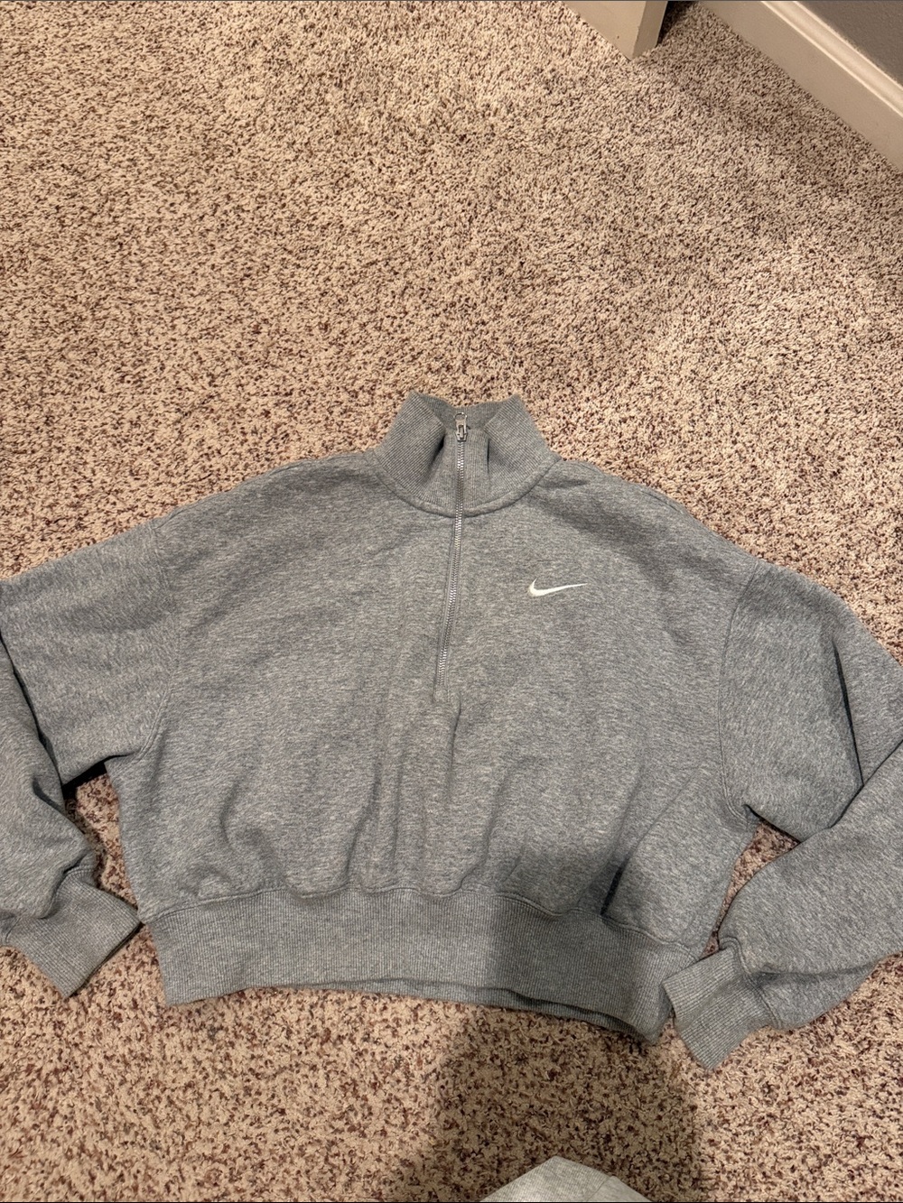 Nike Women's Light Gray Half-Zip Pullover Hoodie